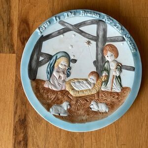 Nativity decorative plate